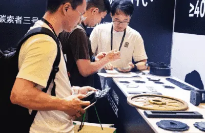 从汽车工装到柔性制造：CFC行业解决方案全面落地，碳索者三号天猫首发